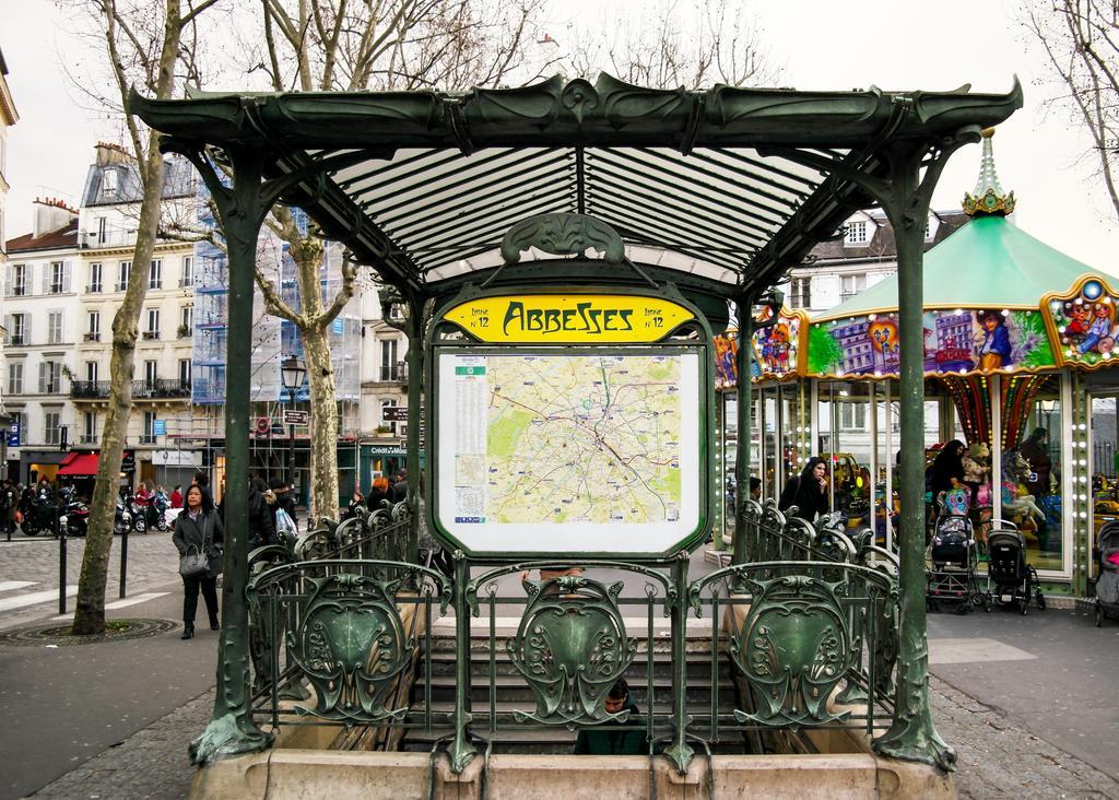 Hotel Audran Paris Exterior photo