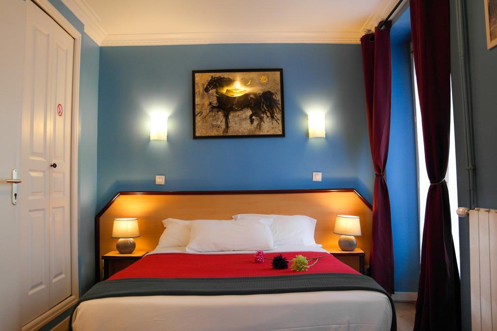 Hotel Audran Paris Exterior photo