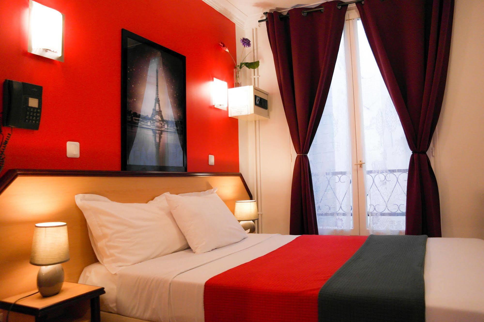 Hotel Audran Paris Exterior photo