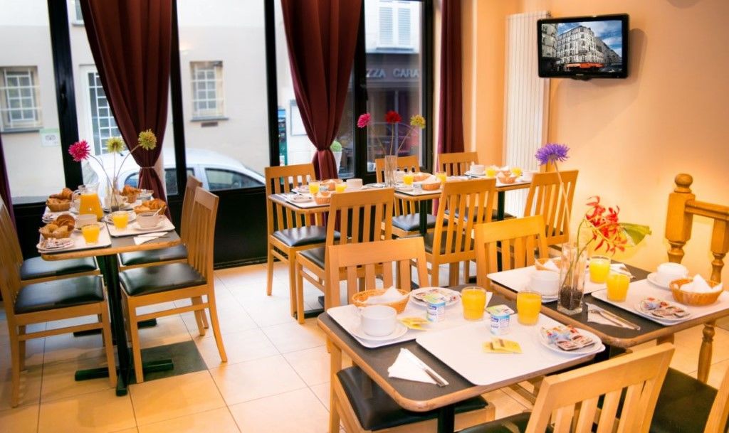 Hotel Audran Paris Exterior photo